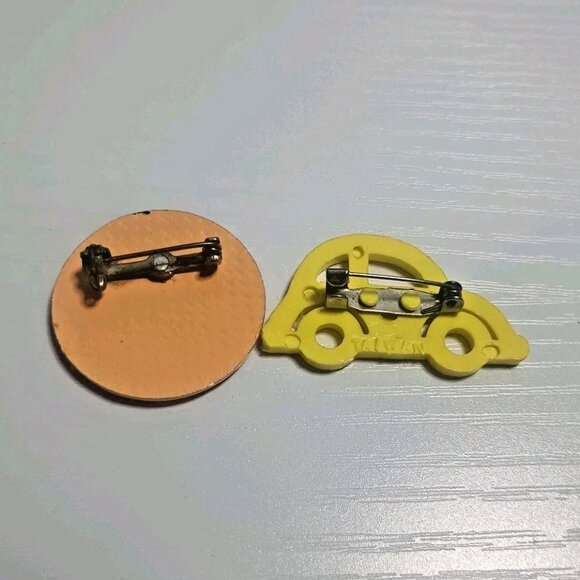 2 Vintage Pop Art Pins Yellow Volkswagon and Enamel Painted Happy Face MCM - Picture 4 of 8